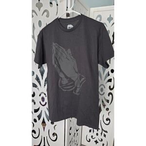 Ring of Fire Praying Hands Tee Medium Black Graphic Shirt Streetwear nwot